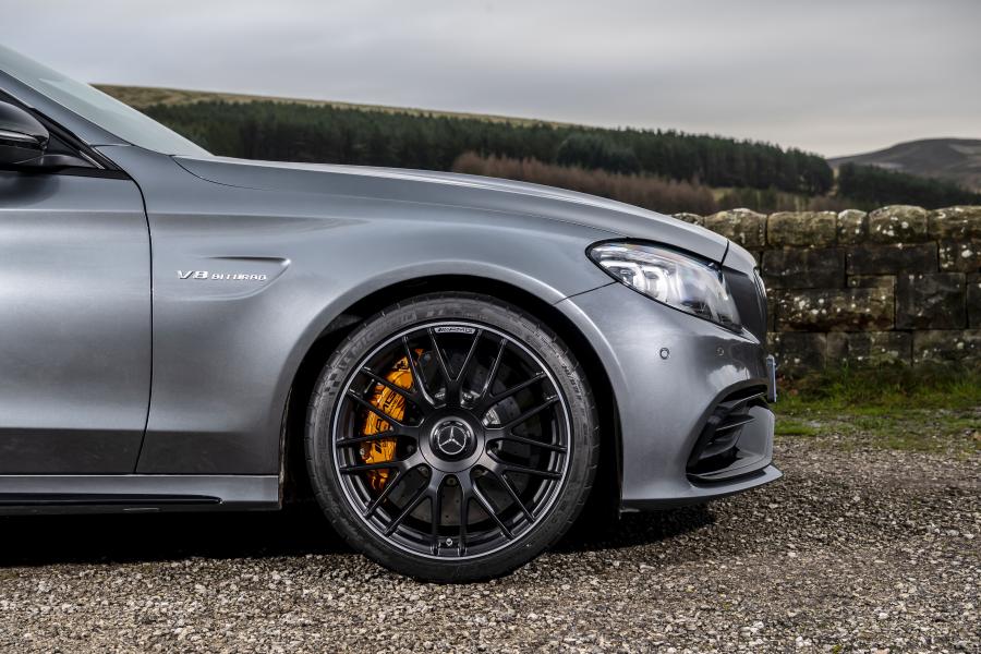 Детали экстерьера Mercedes-AMG C63 S Estate (S205) 2018 года  (UK) (фото 36 из 36)